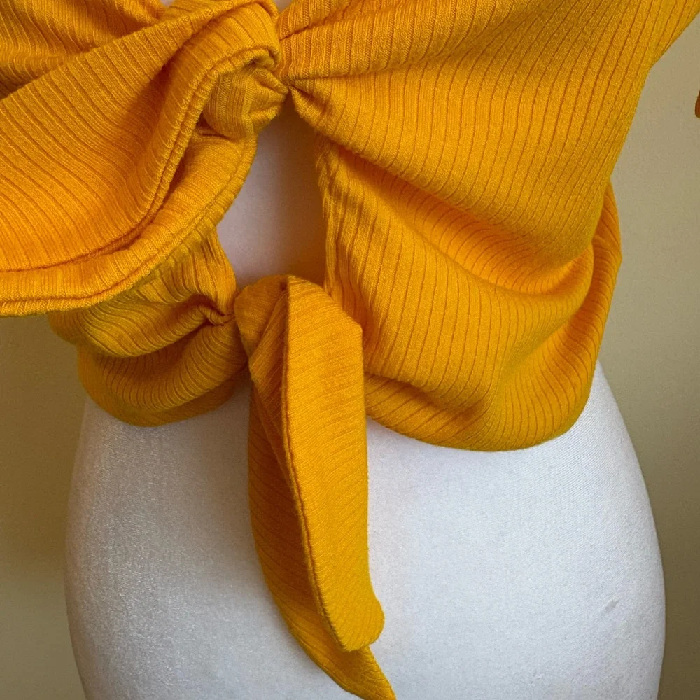 Small Urban Outfitters Yellow Tie Front Cropped Top - Picture 10 of 10